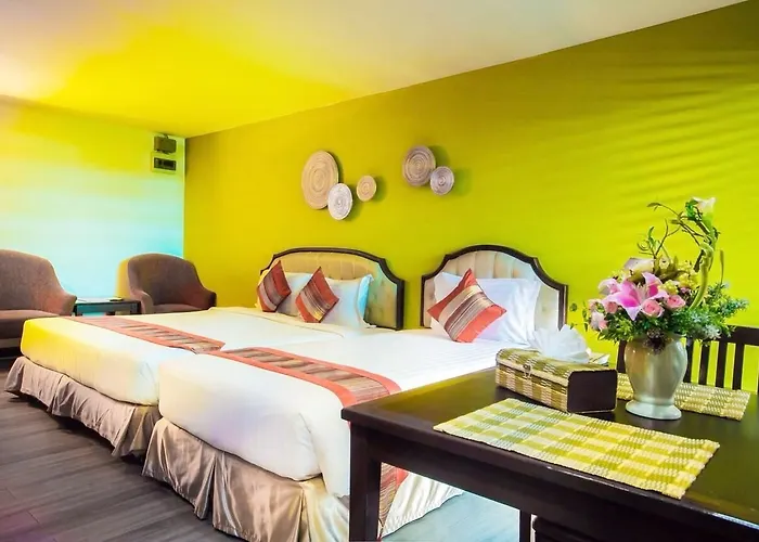 The Patra Hotel 3*